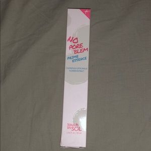 No Pore Blem Prime Essence. Touch in SOL